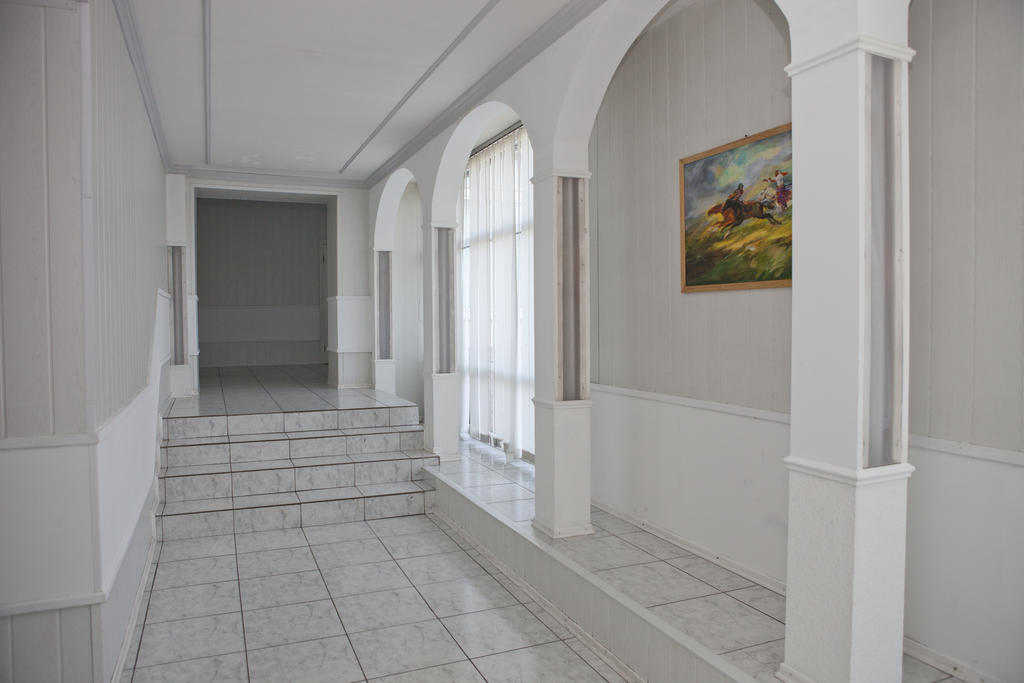 Pectoral On Khortytsia Hotel Zaporizhia Exterior photo