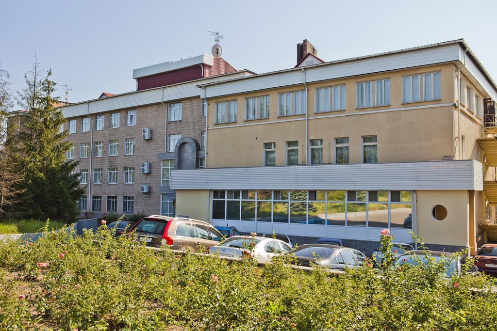 Pectoral On Khortytsia Hotel Zaporizhia Exterior photo